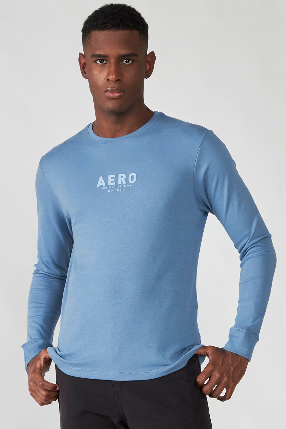 Camiseta-Manga-Longa-Masculino-Suedine-Aeropostale_87100202-3_000549-1.jpg Camiseta-Manga-Longa-Masculino-Suedine-Aeropostale_87100202-3_000549-1.jpg